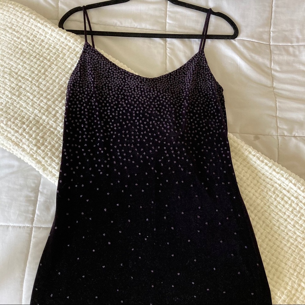 Vintage City Triangles beaded velvet dress. - Picture 3 of 4